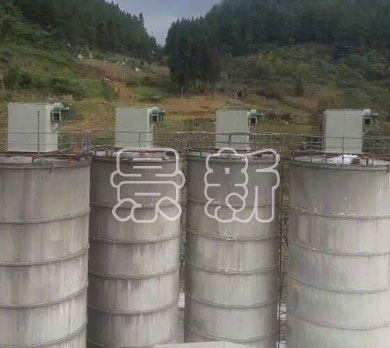 安裝完畢的倉(cāng)頂除塵器